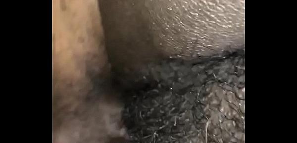  Hairy pussy mistakes piss for squirt
